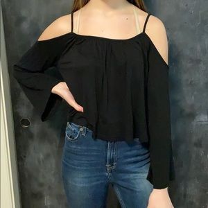 Off the shoulder H&M black slightly cropped top